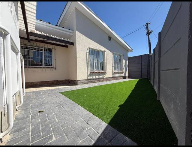 1 BEDROOM PROPERTY TO RENT IN CHRISMAR